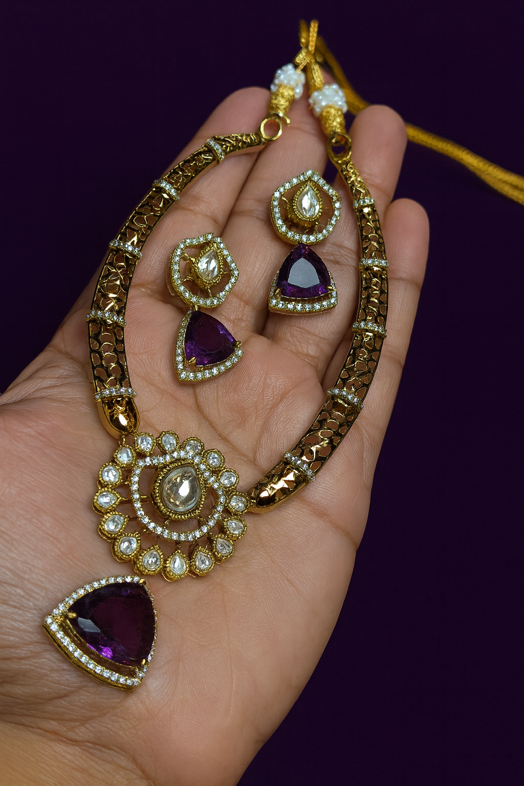 Hasli necklace with earrings