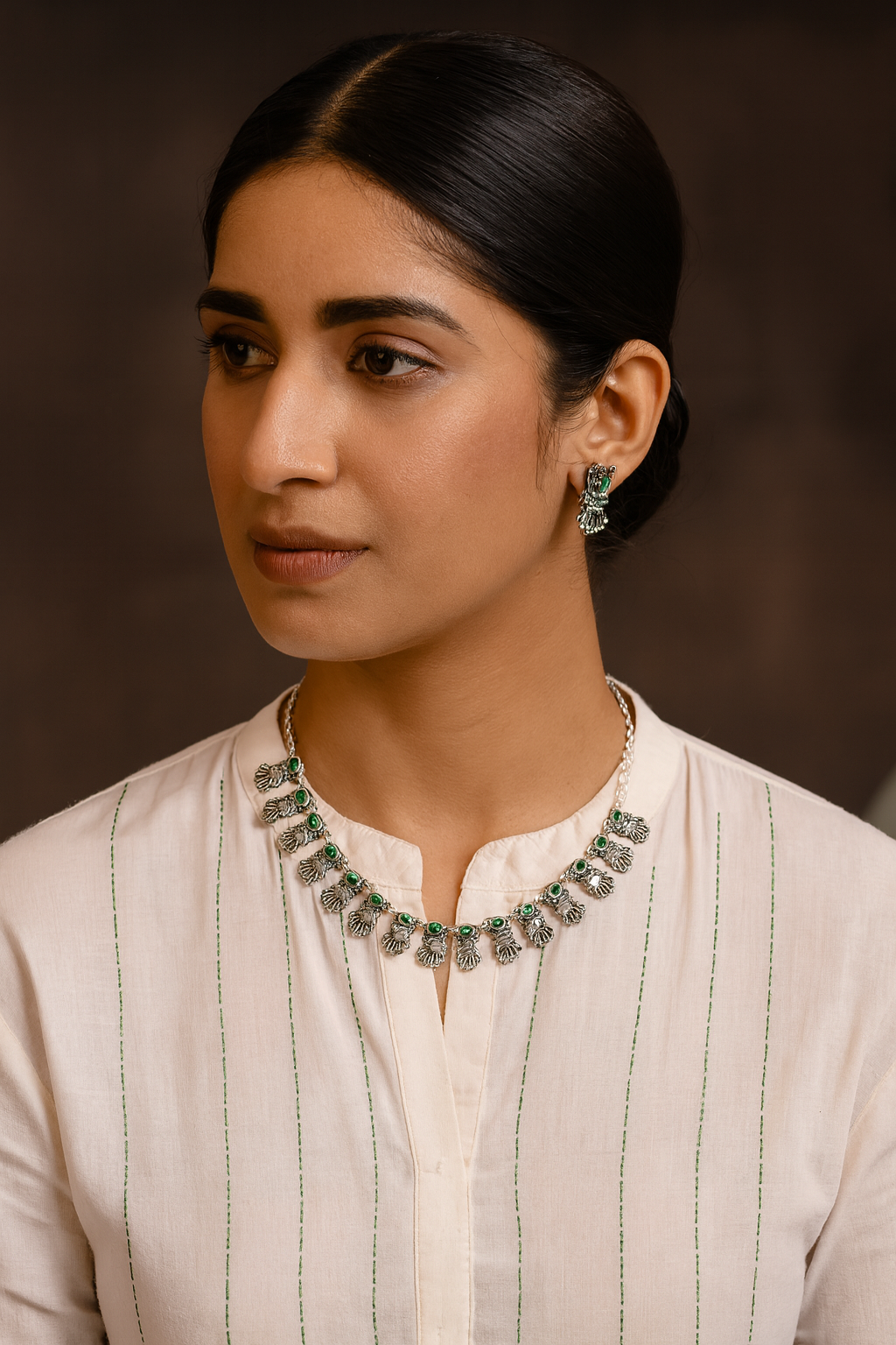 Silver and green stones necklace with earrings
