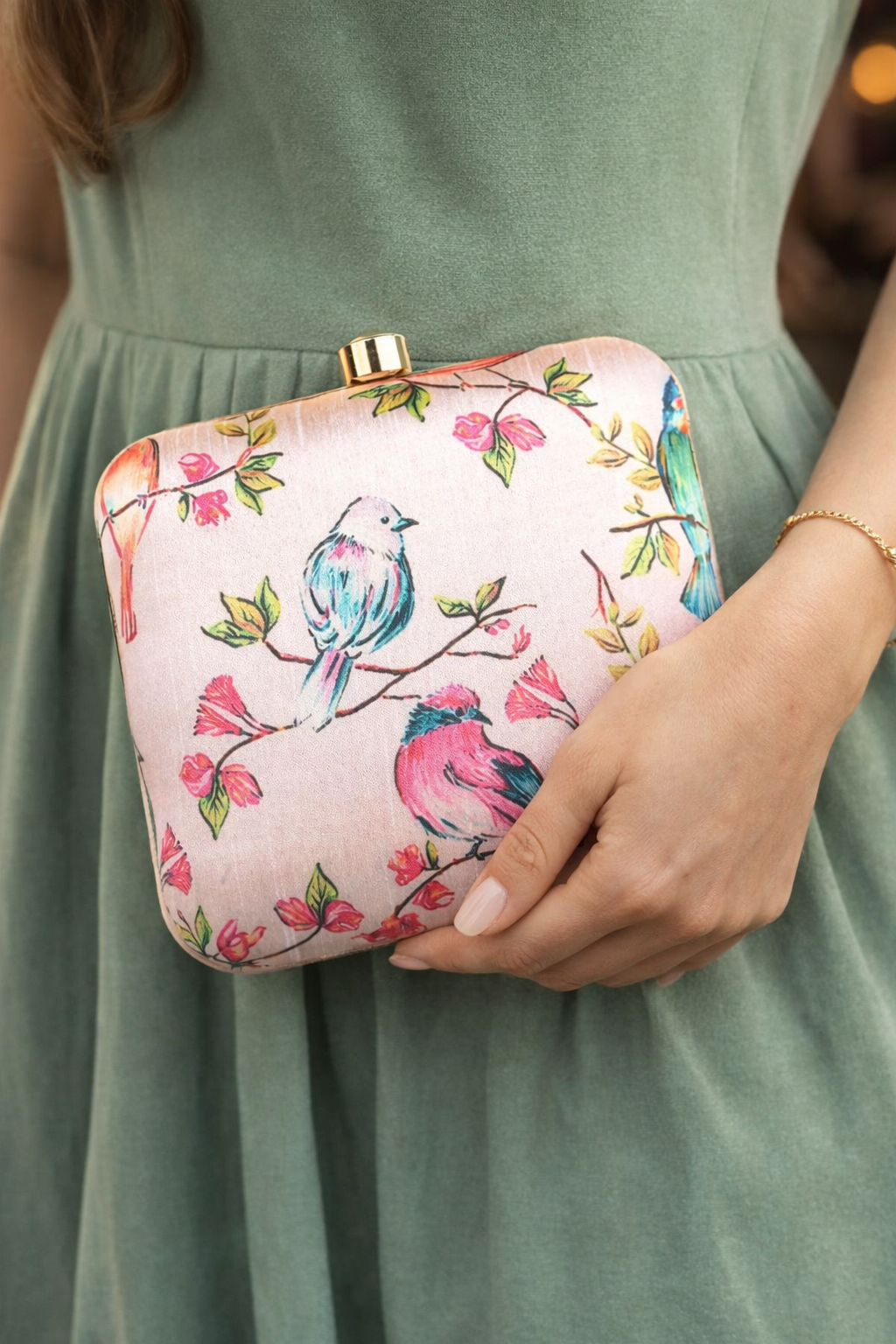 Floral Bird Clutch – Premium Ethnic Evening Bag for Celebrations