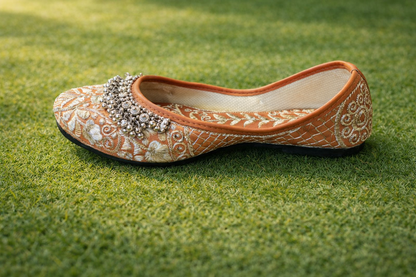 Punjabi Jutti for Women – Coral with Thread Work and Ghungroo | Traditional Indian Ethnic Flat
