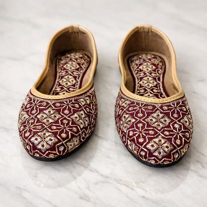 Punjabi Jutti for Women – Maroon with Thread Work | Traditional Indian Ethnic Flat