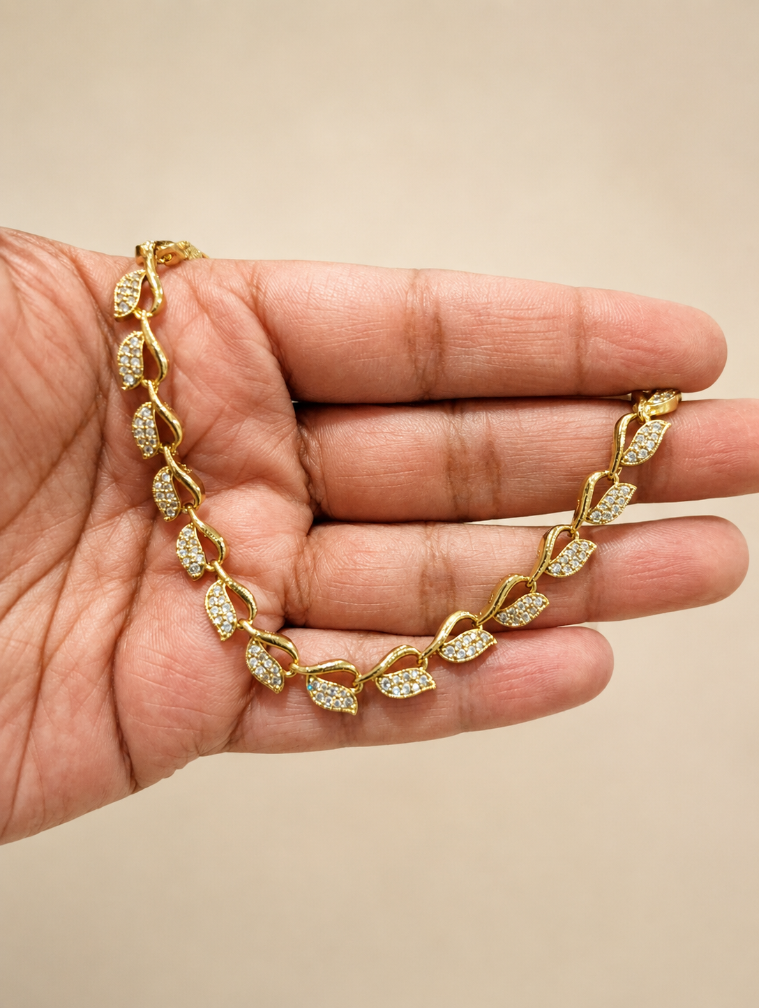 Minimal Leaf Diamond Necklace & Earrings Set