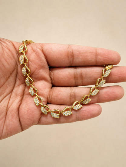 Minimal Leaf Diamond Necklace & Earrings Set