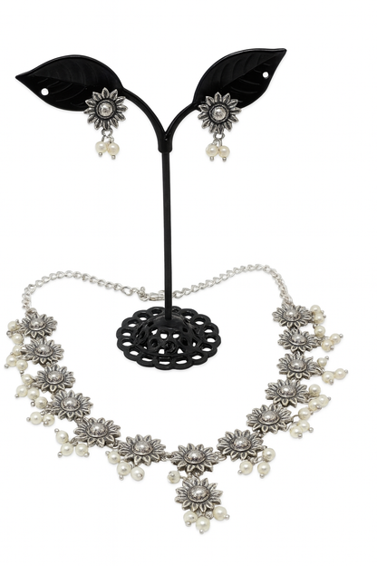 Silver and white pearl flower necklace with earrings