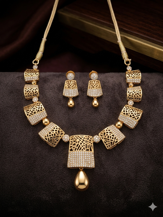 Geometric Filigree Gold Necklace & Earrings Set
