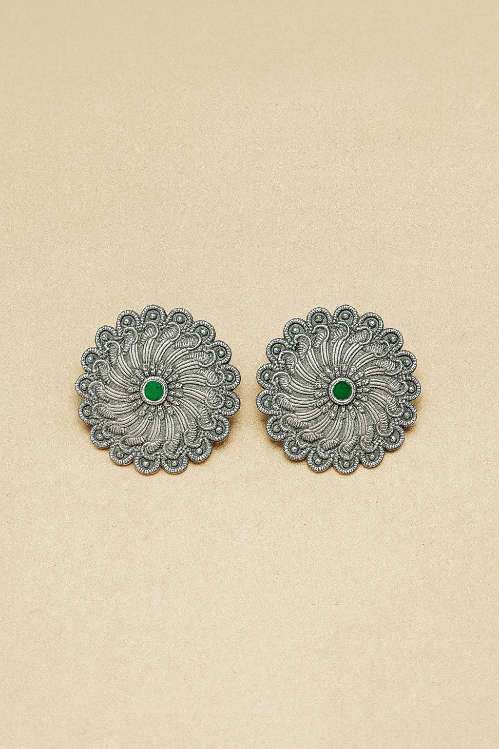 Silver earrings with green stone 2115