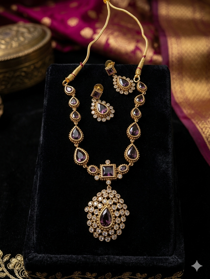 Vintage Style Statement Necklace Set with Drop Earrings