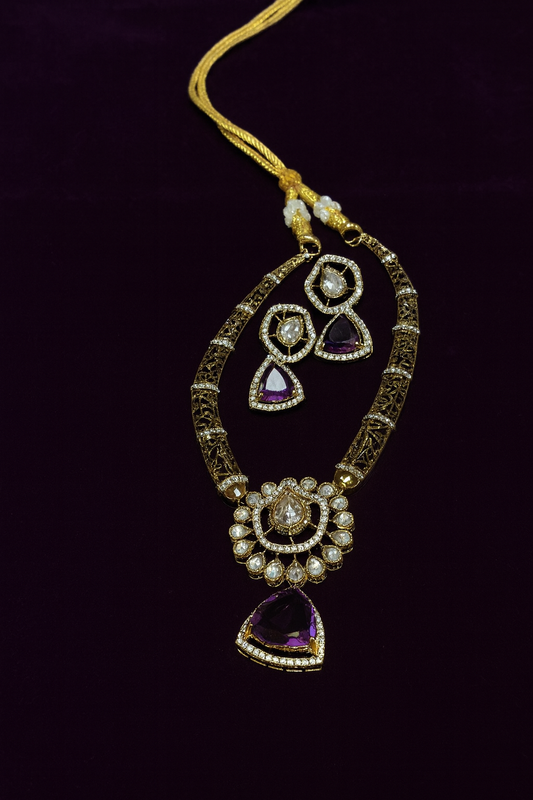 Hasli necklace with earrings