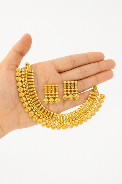 Gold necklace with earrings - 2103