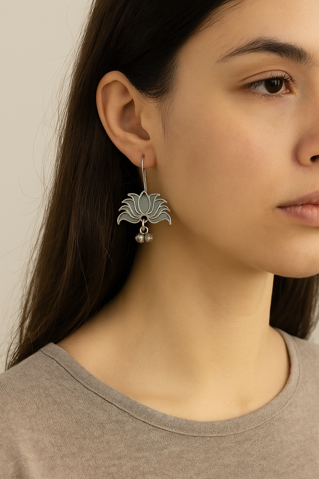 Silver earrings 2113