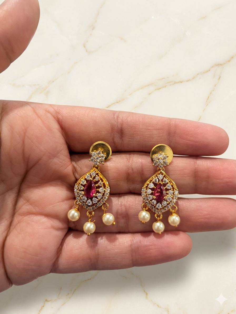 Royal Pearl Necklace & Earrings Set