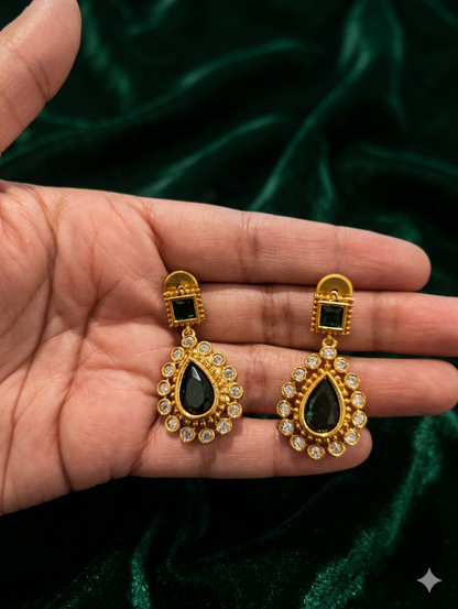 Vintage Style Statement Necklace Set with Drop Earrings