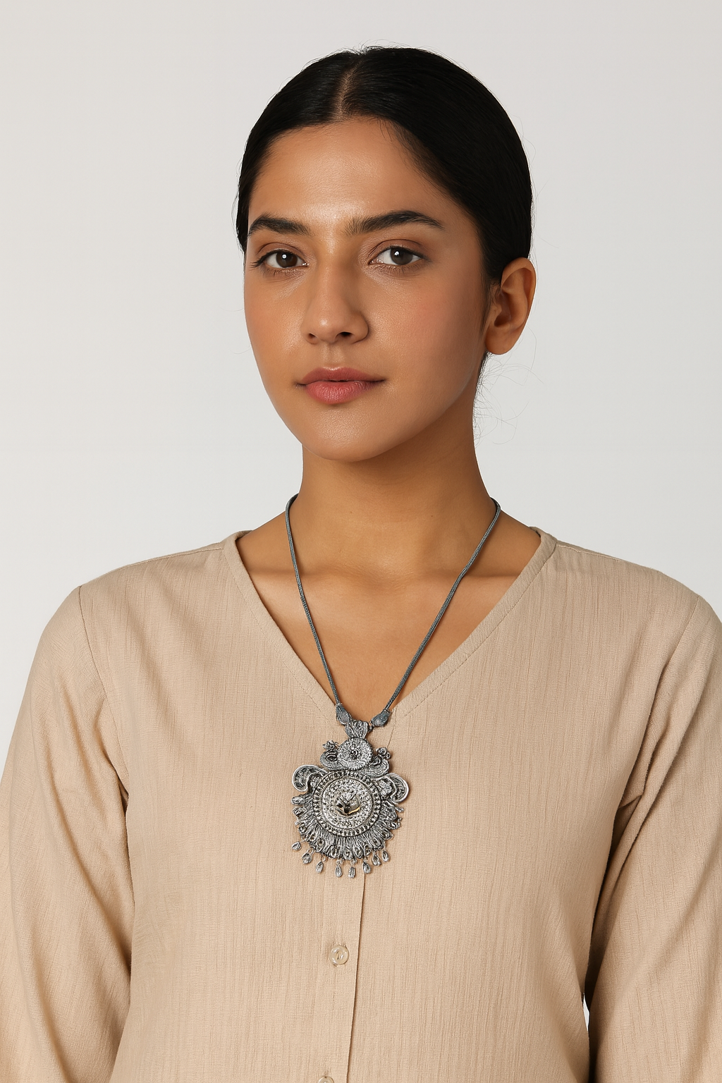 Silver long chain with flower pendant