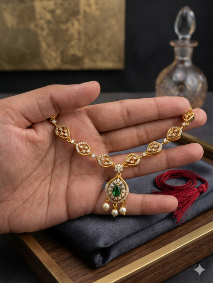 Royal Pearl Necklace & Earrings Set